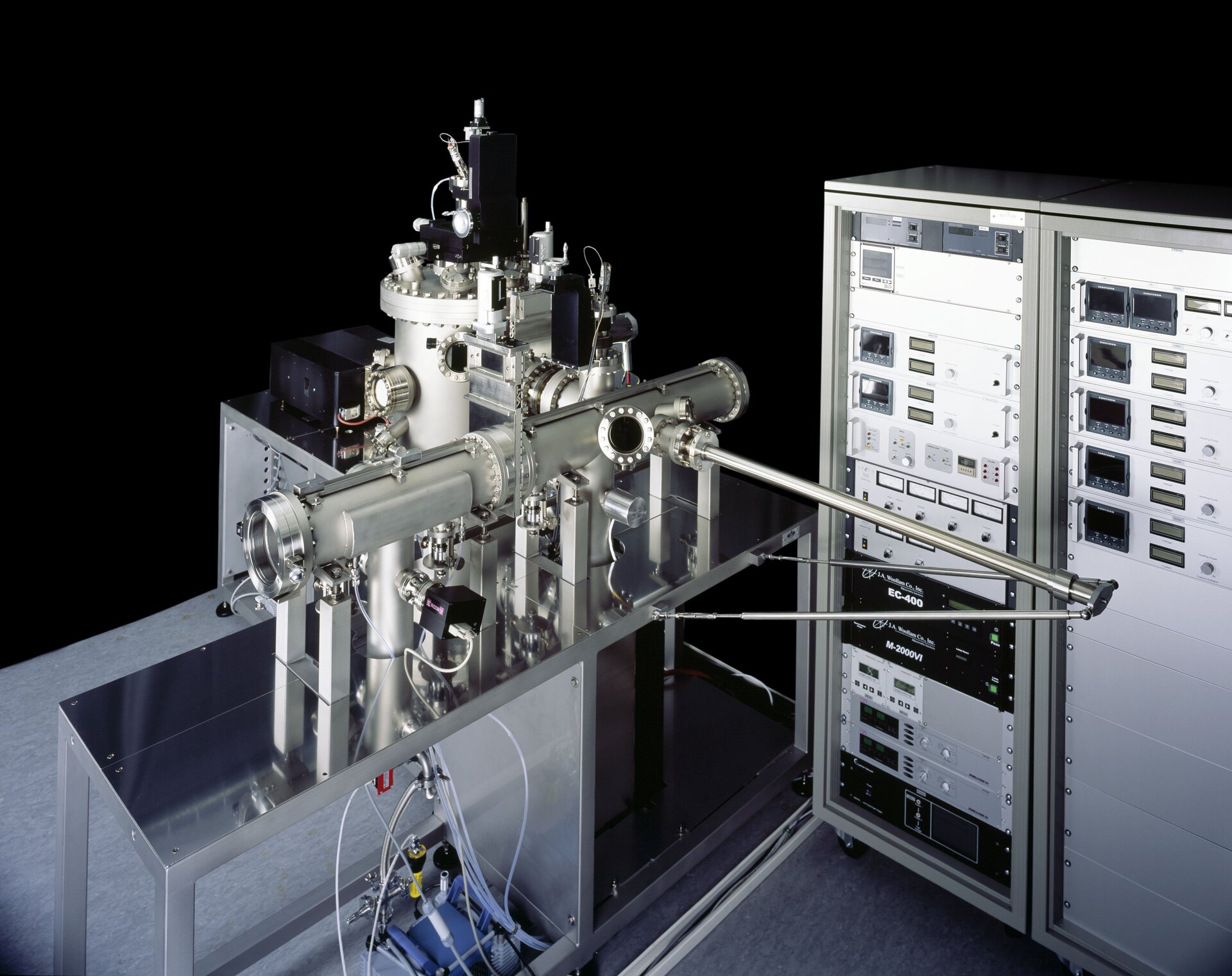 A CreaTec MBE growth system